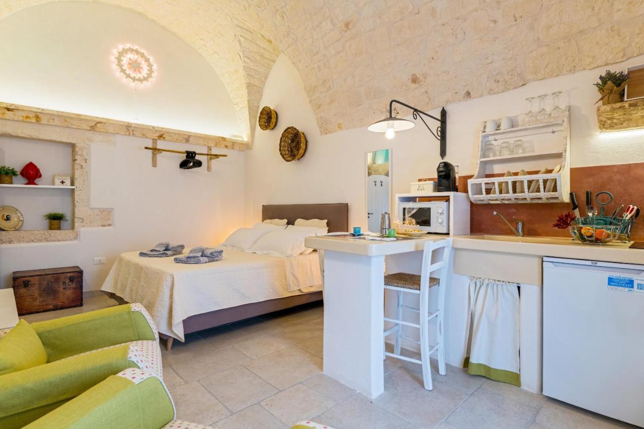 White House Flats & Studios Ostuni Exteriör bild